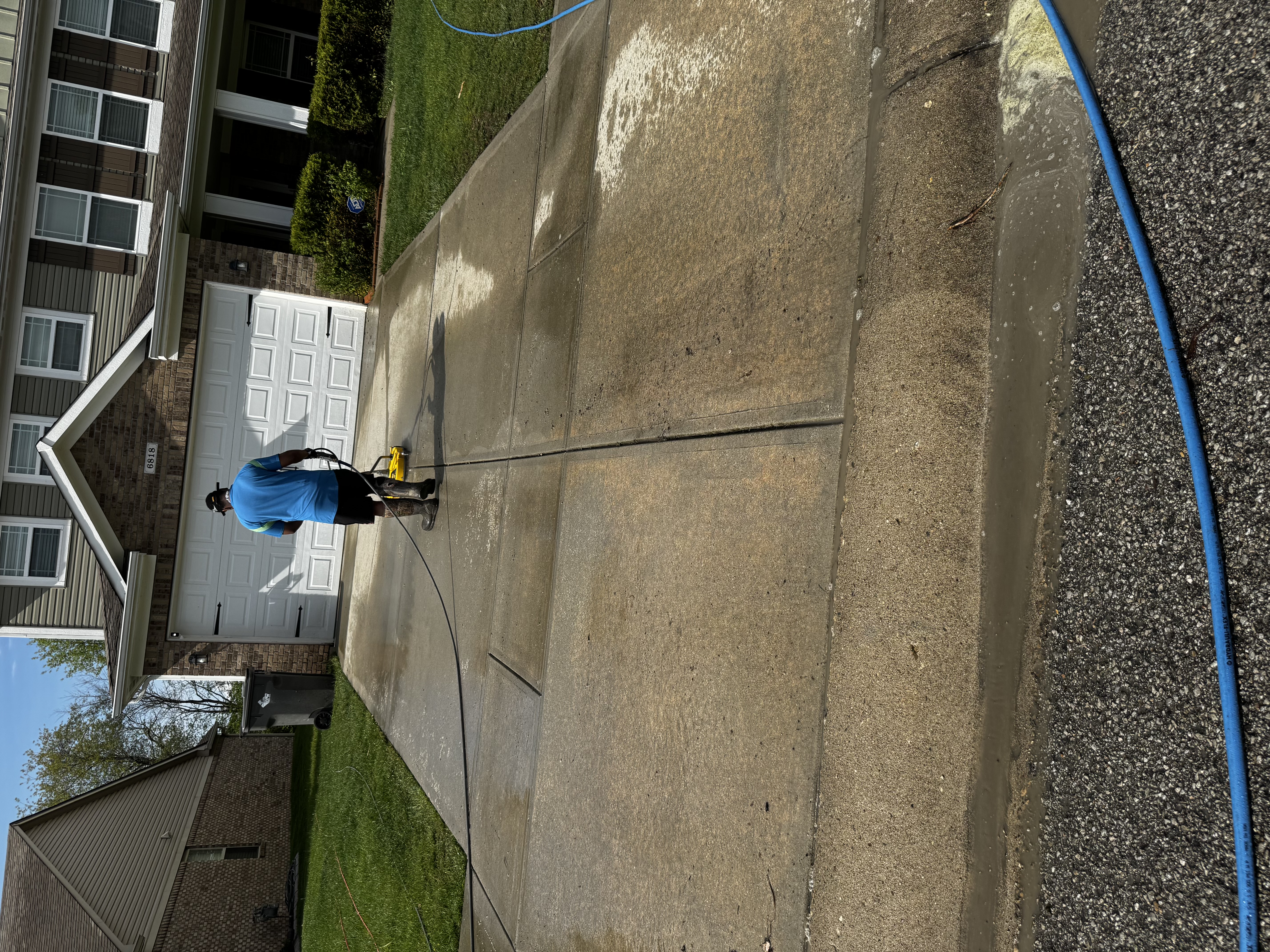 Driveway 2 before power washing